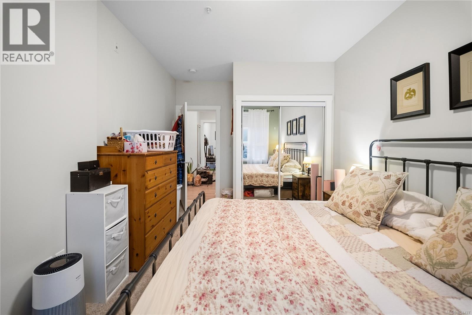 #205 525 THIRD ST - 14