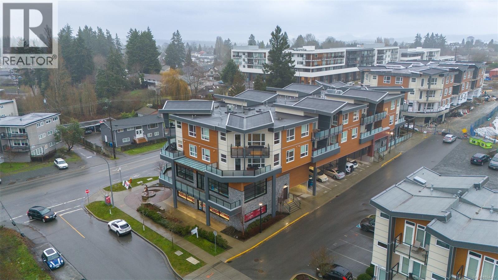 #205 525 THIRD ST - 26