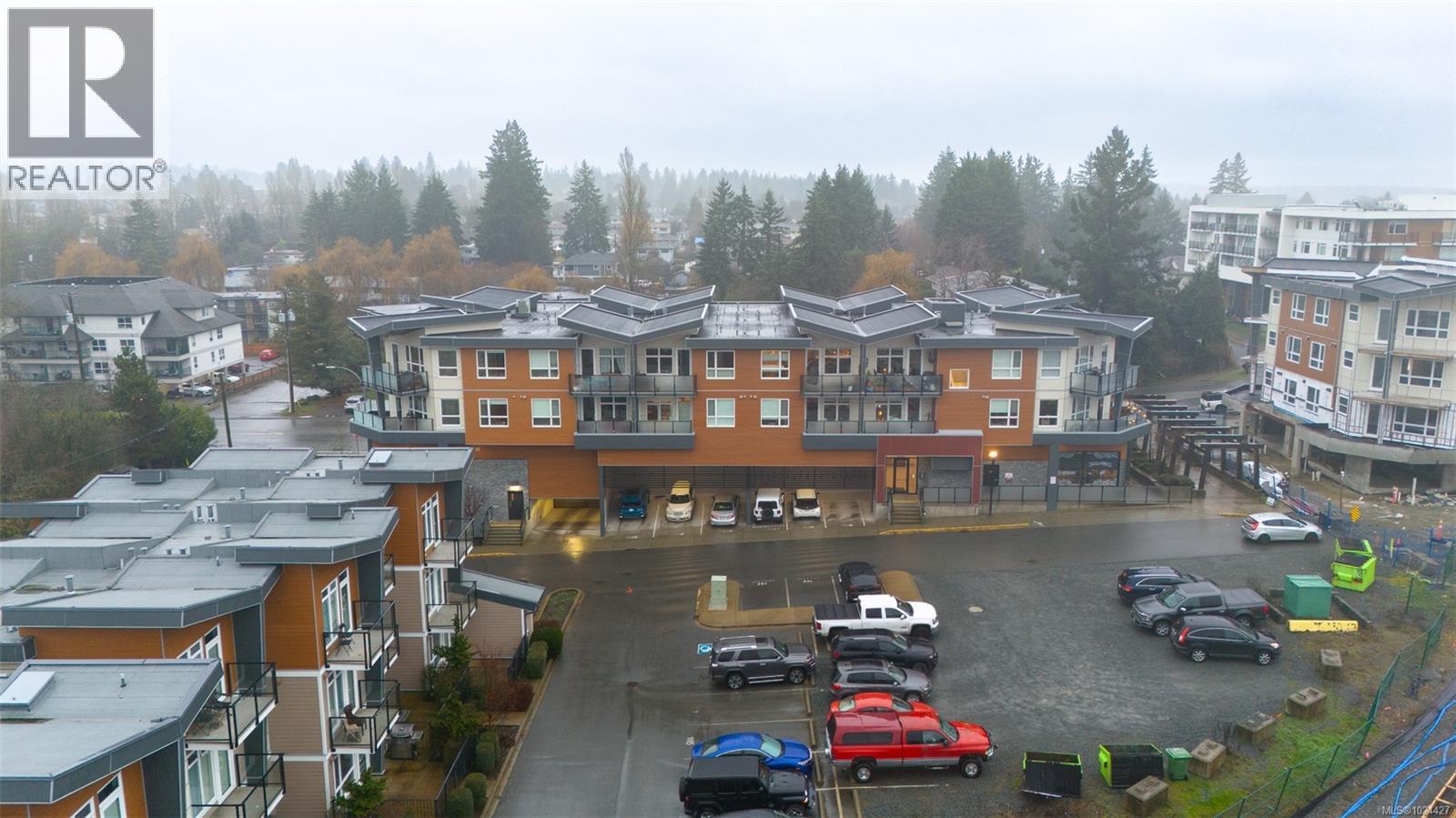 #205 525 THIRD ST - 28