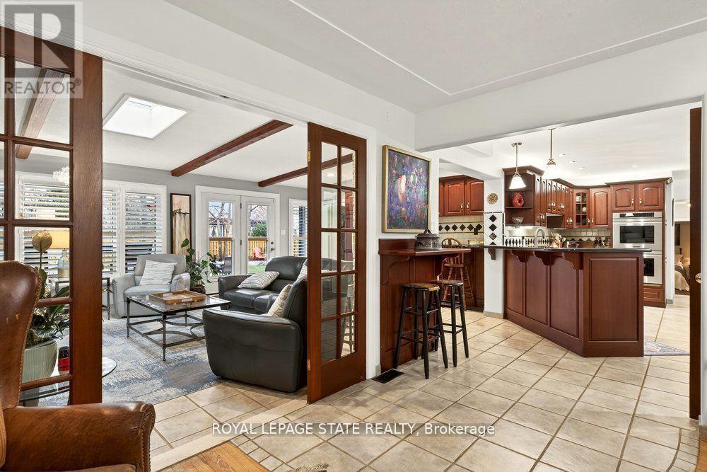 Single Family House for Sale in  WOODSIDE DRIVE Hamilton (Sherwood) 