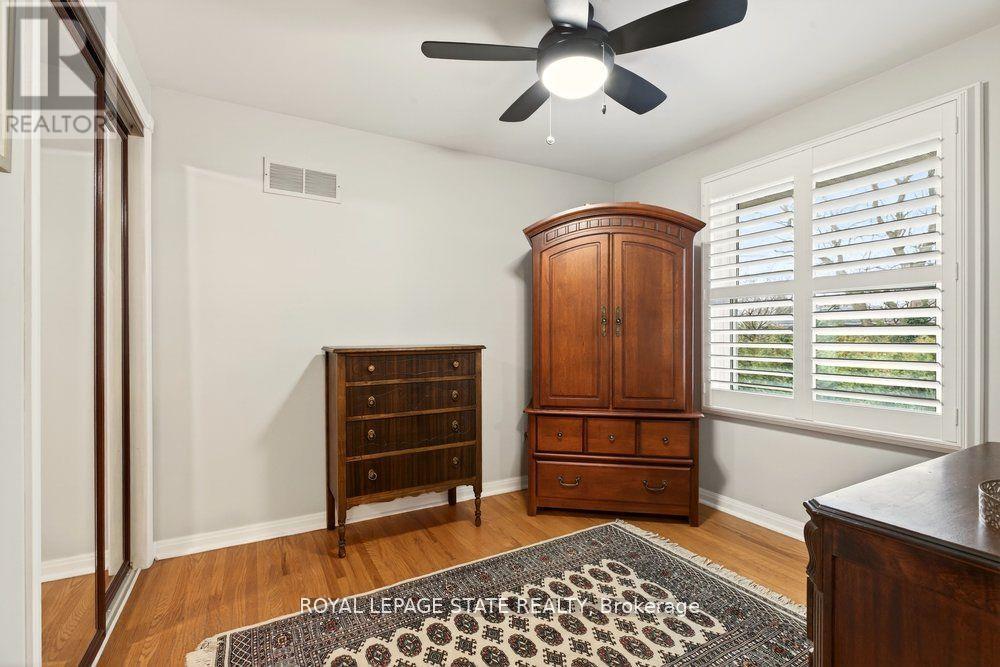 Single Family House for Sale in  WOODSIDE DRIVE Hamilton (Sherwood) 