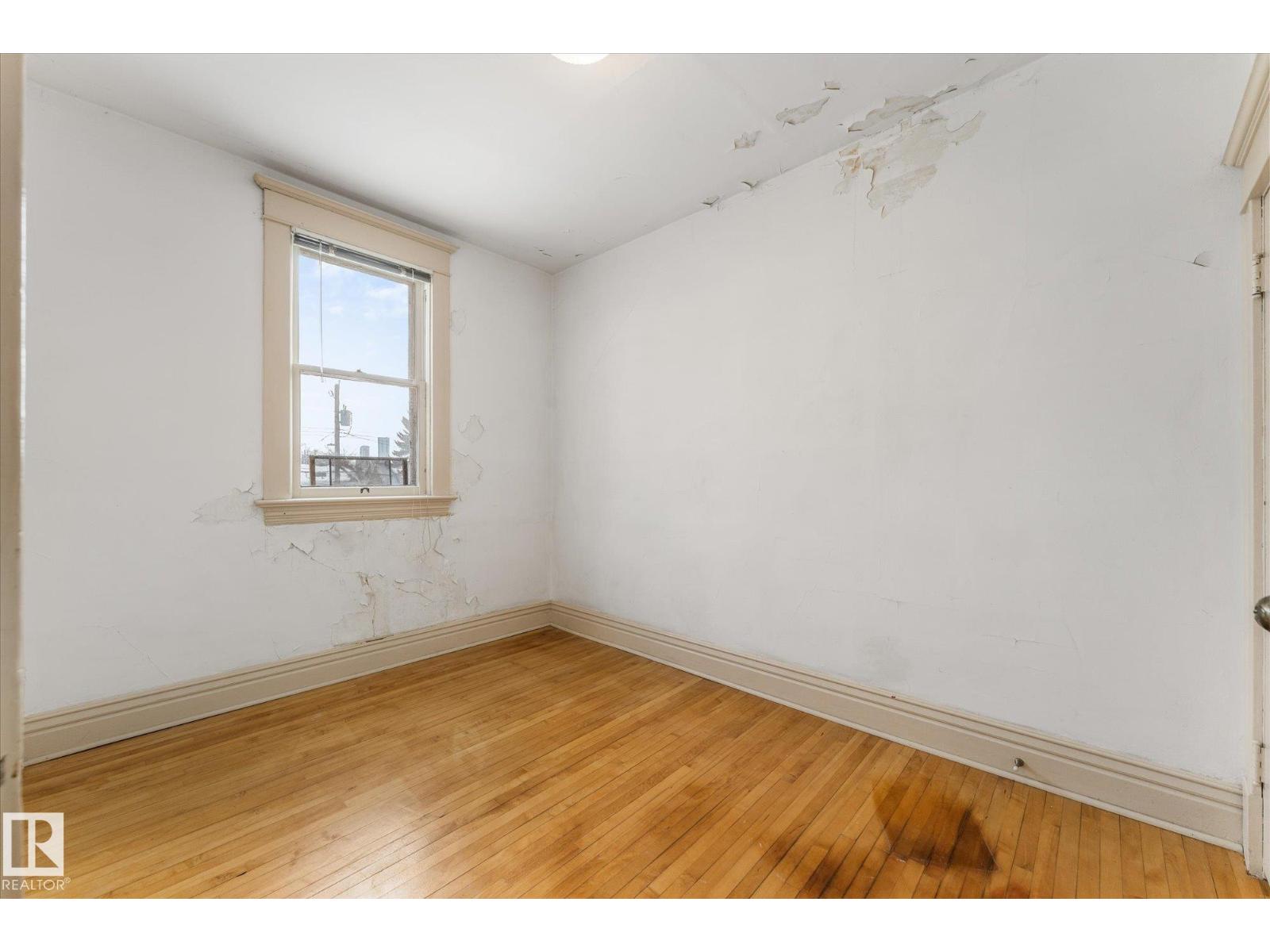 
          10921 126 Street NW
            <br/>
            <span>Edmonton</span>
            , 
            <span>AB</span>
             <span>T5M0P4</span>
        