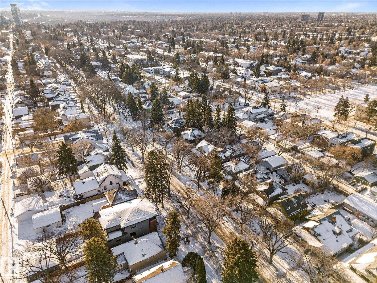 
          10921 126 Street NW
            <br/>
            <span>Edmonton</span>
            , 
            <span>AB</span>
             <span>T5M0P4</span>
         - Photo 16