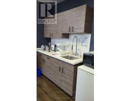 301 10376 Yonge Street, Richmond Hill, ON L4C3B8 Photo 10