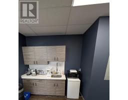 301 10376 Yonge Street, Richmond Hill, ON L4C3B8 Photo 13