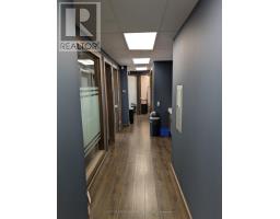 301 10376 Yonge Street, Richmond Hill, ON L4C3B8 Photo 28
