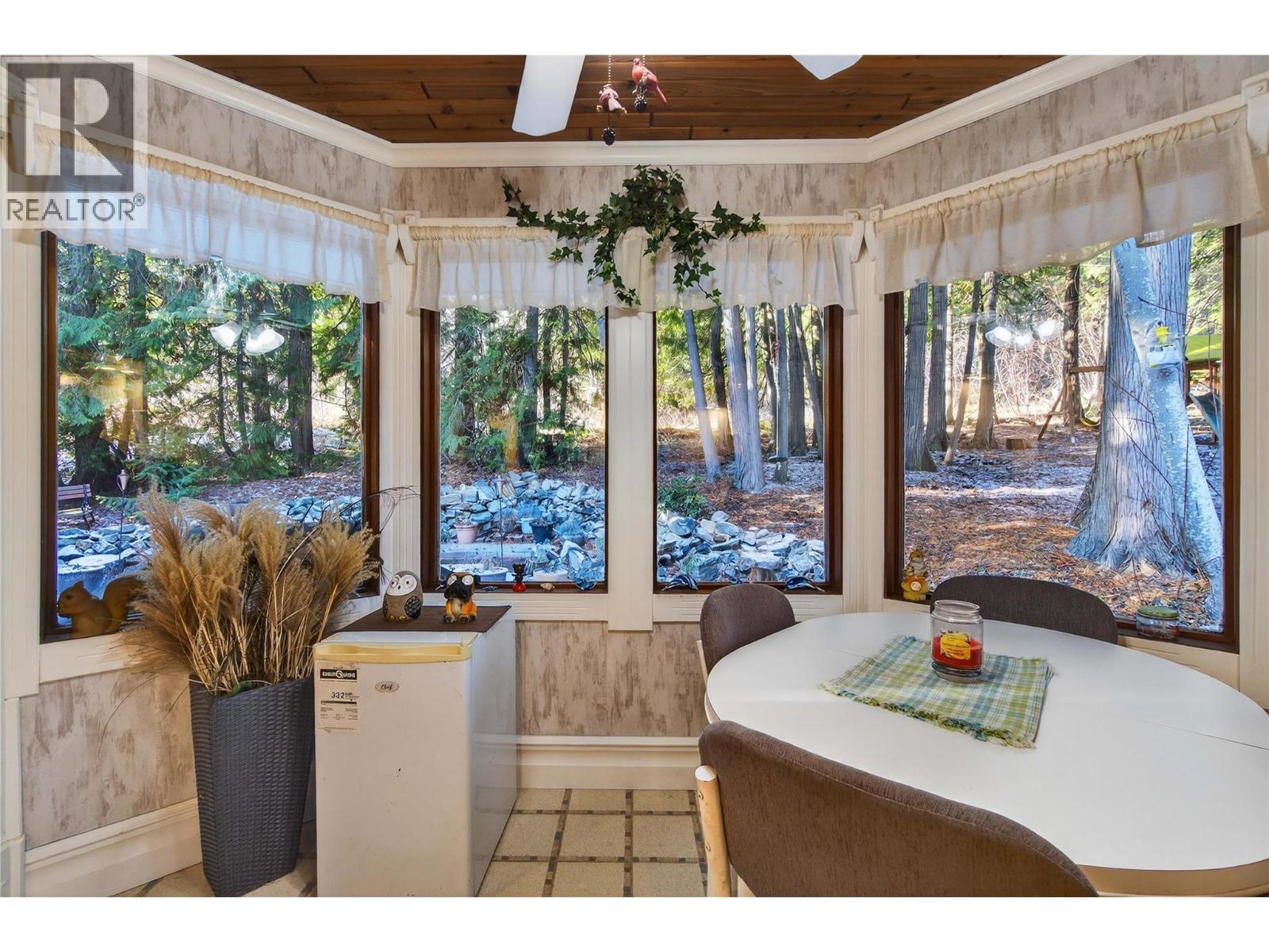 114 Timberlane Road, Enderby