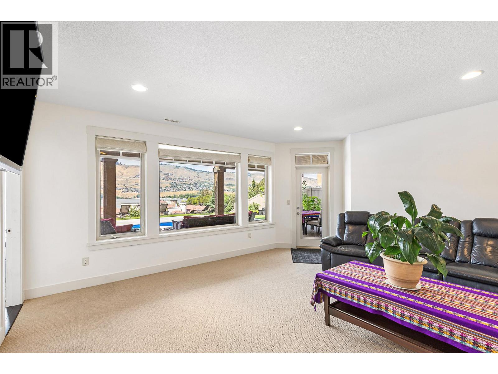 1033 Longacre Place, Vernon