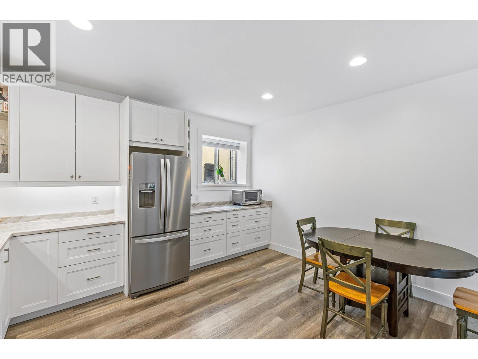 1033 Longacre Place - 52