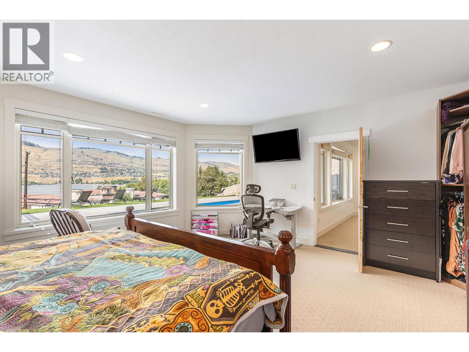 1033 Longacre Place, Vernon