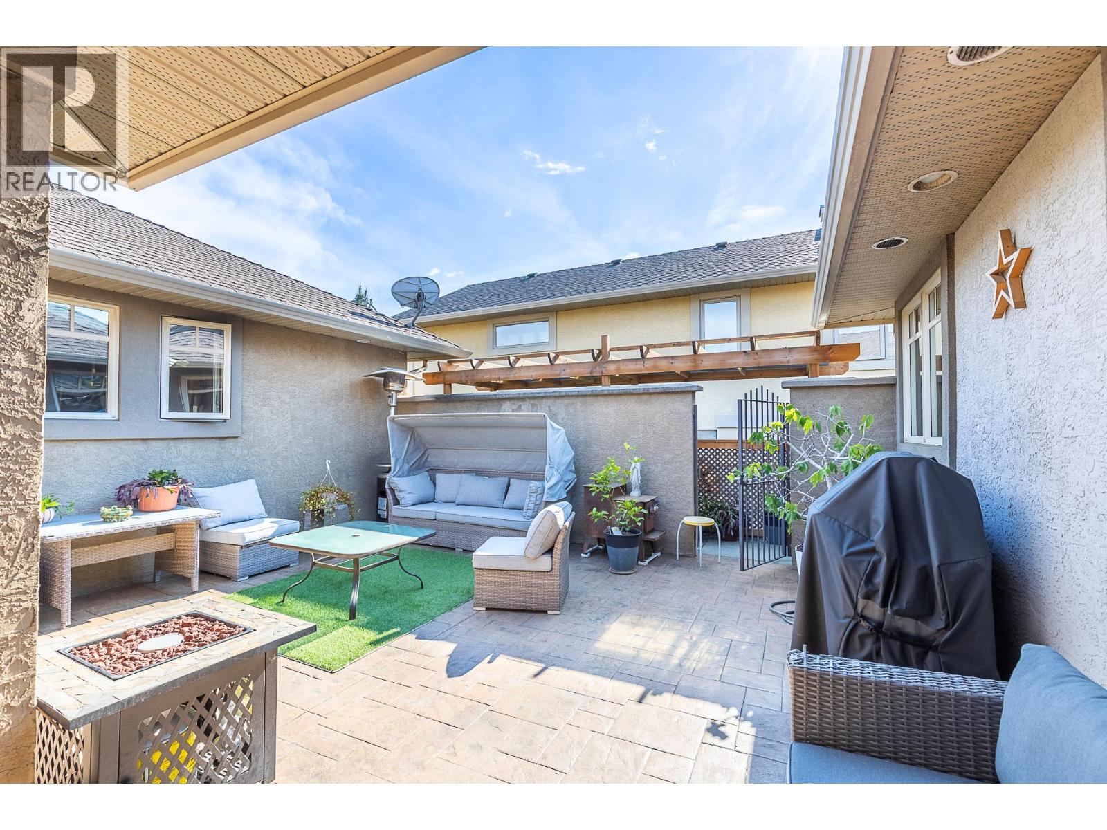 1033 Longacre Place, Vernon