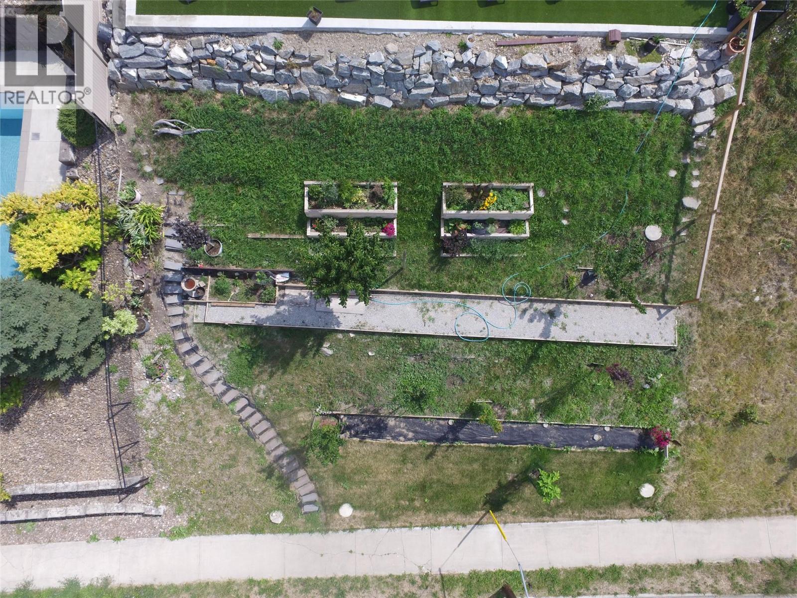 1033 Longacre Place, Vernon