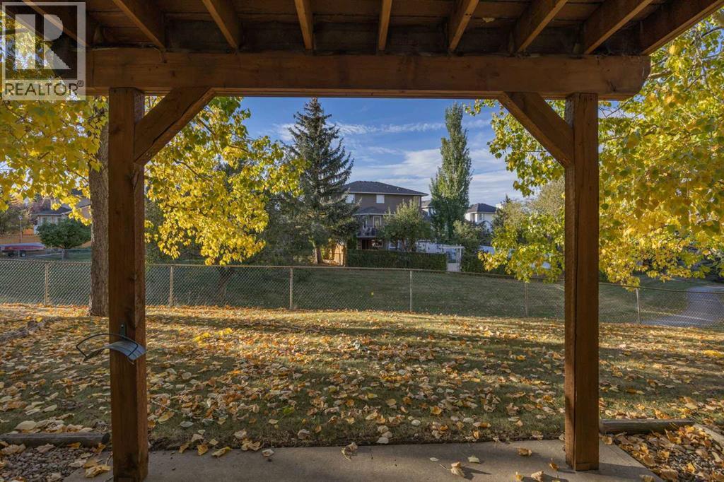 Single Family House for Sale in  Sandarac Circle NW Sandstone Valley Calgary 