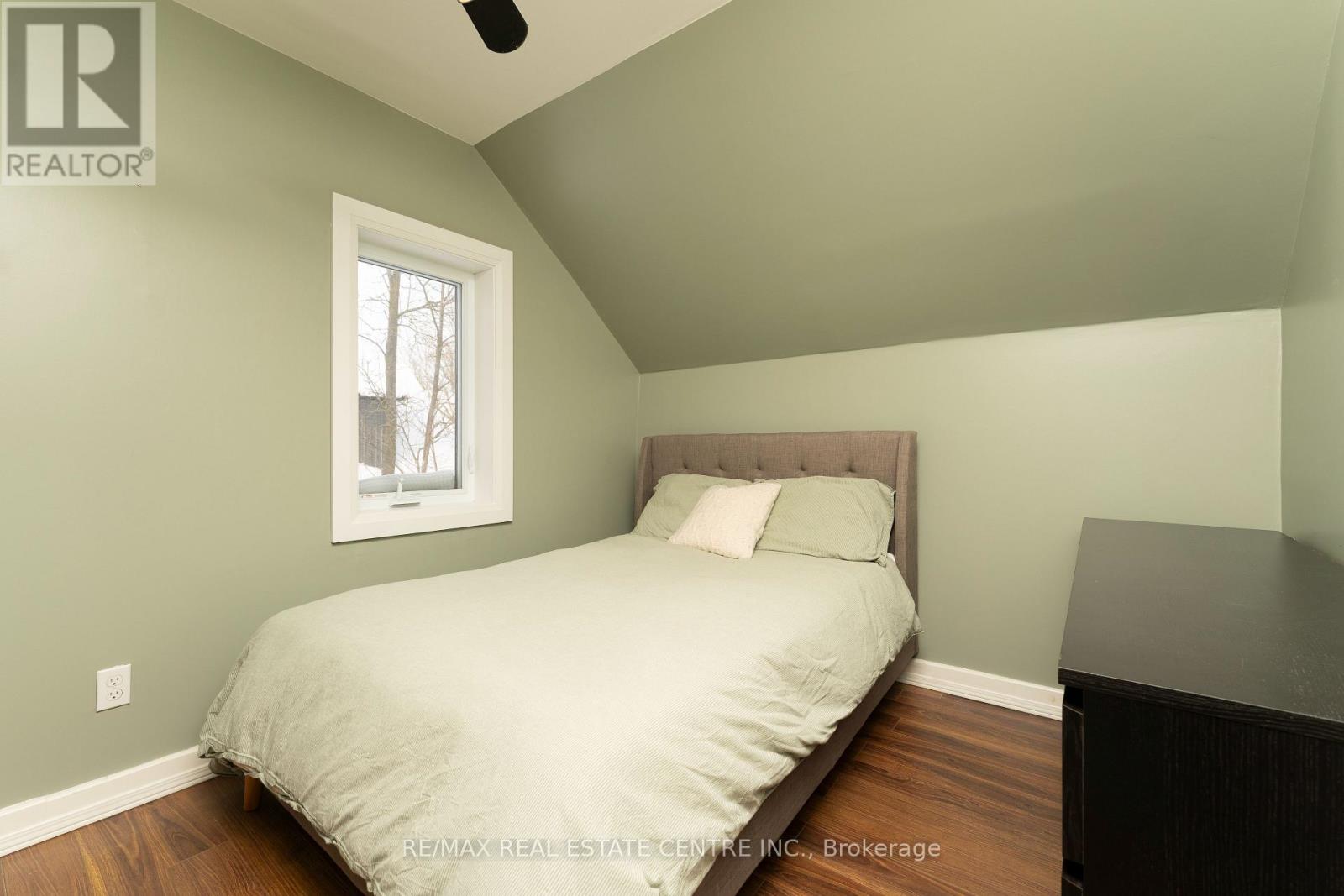 125 JAMES STREET S - 17