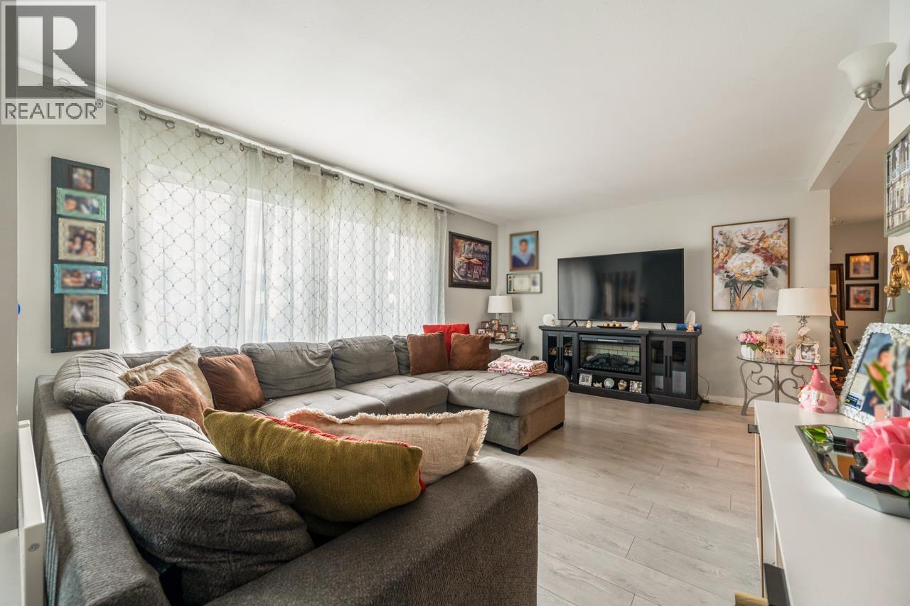 2155 PRAIRIE AVENUE, Port Coquitlam