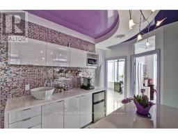 208 10376 Yonge Street, Richmond Hill, ON L4C3B8 Photo 10