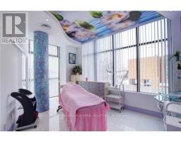 208 10376 Yonge Street, Richmond Hill, ON L4C3B8 Photo 7