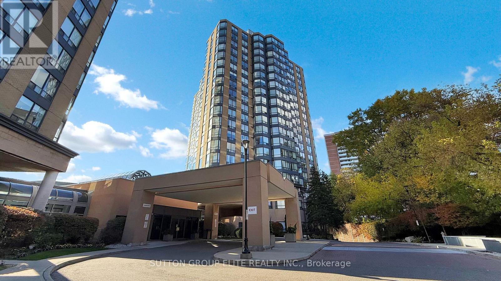 #1707 3 HICKORY TREE ROAD - 33