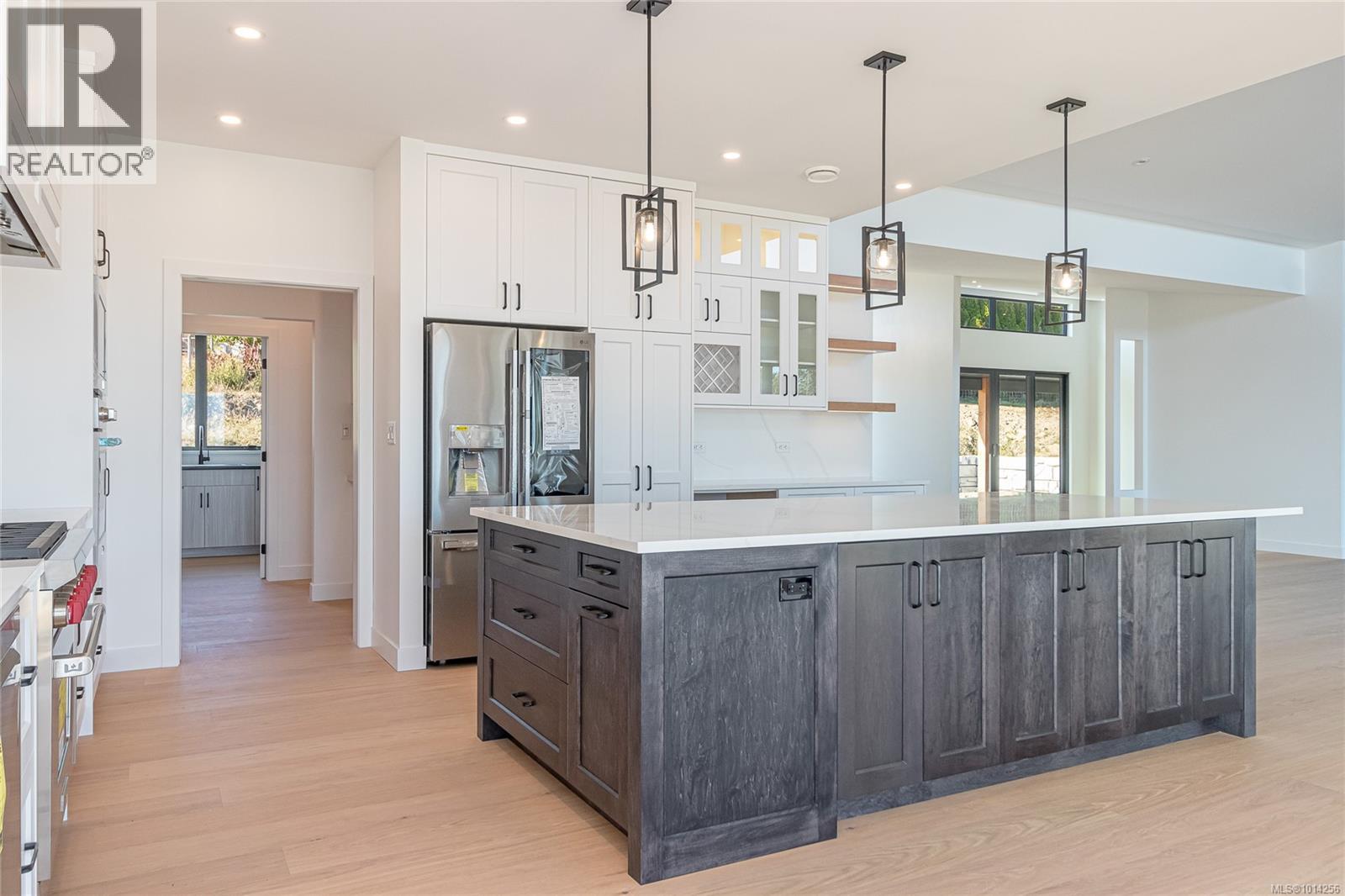 10928 Grandview Rd, Saltair