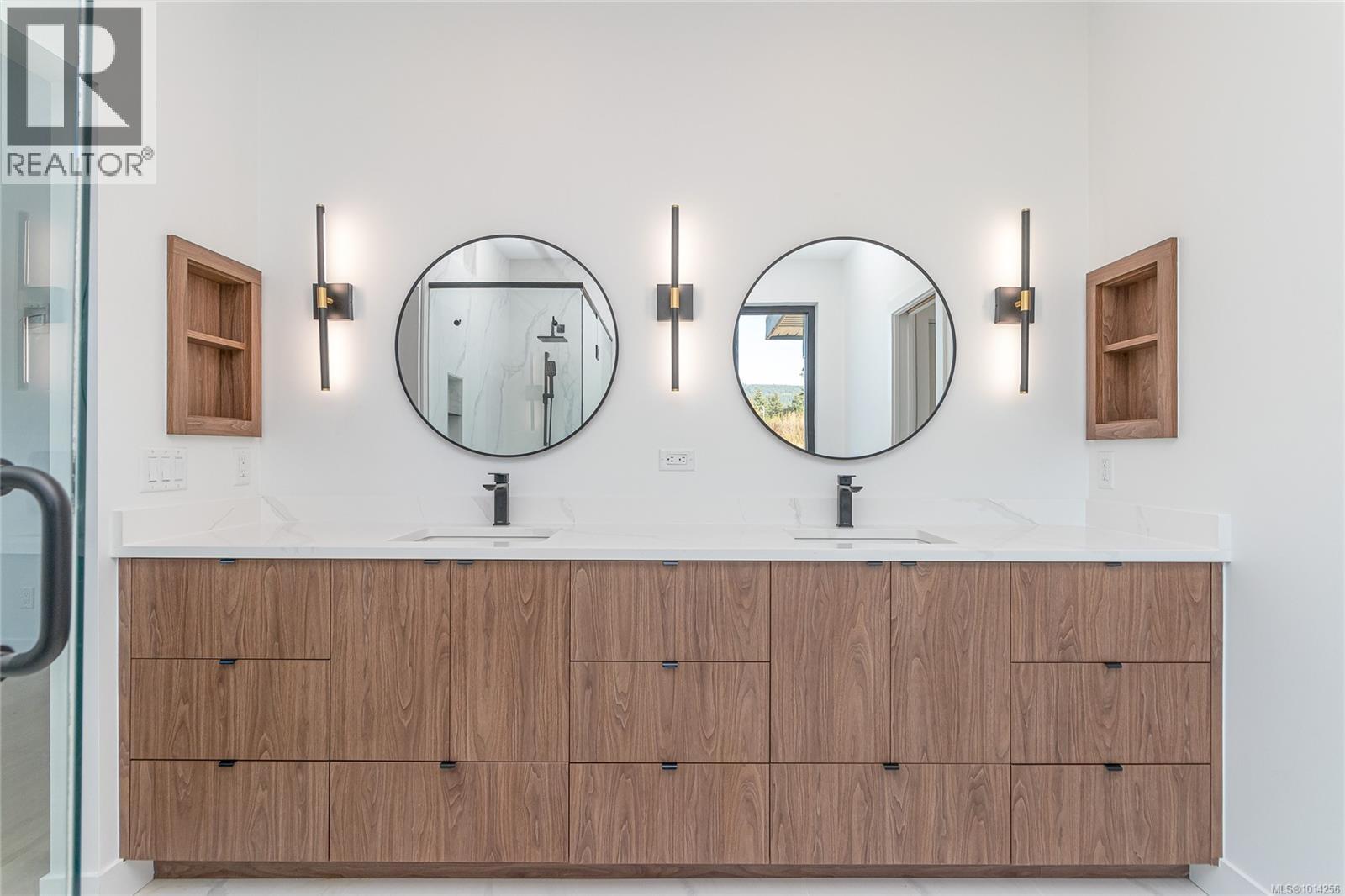 10928 Grandview Rd, Saltair