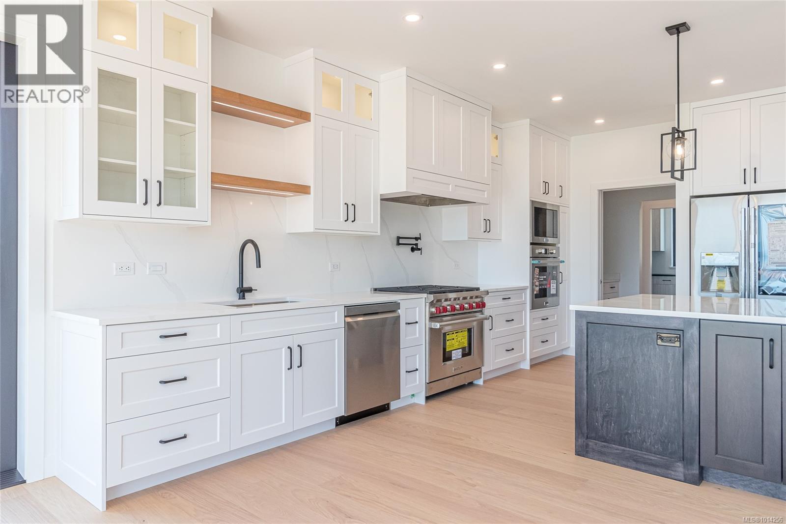 10928 Grandview Rd, Saltair