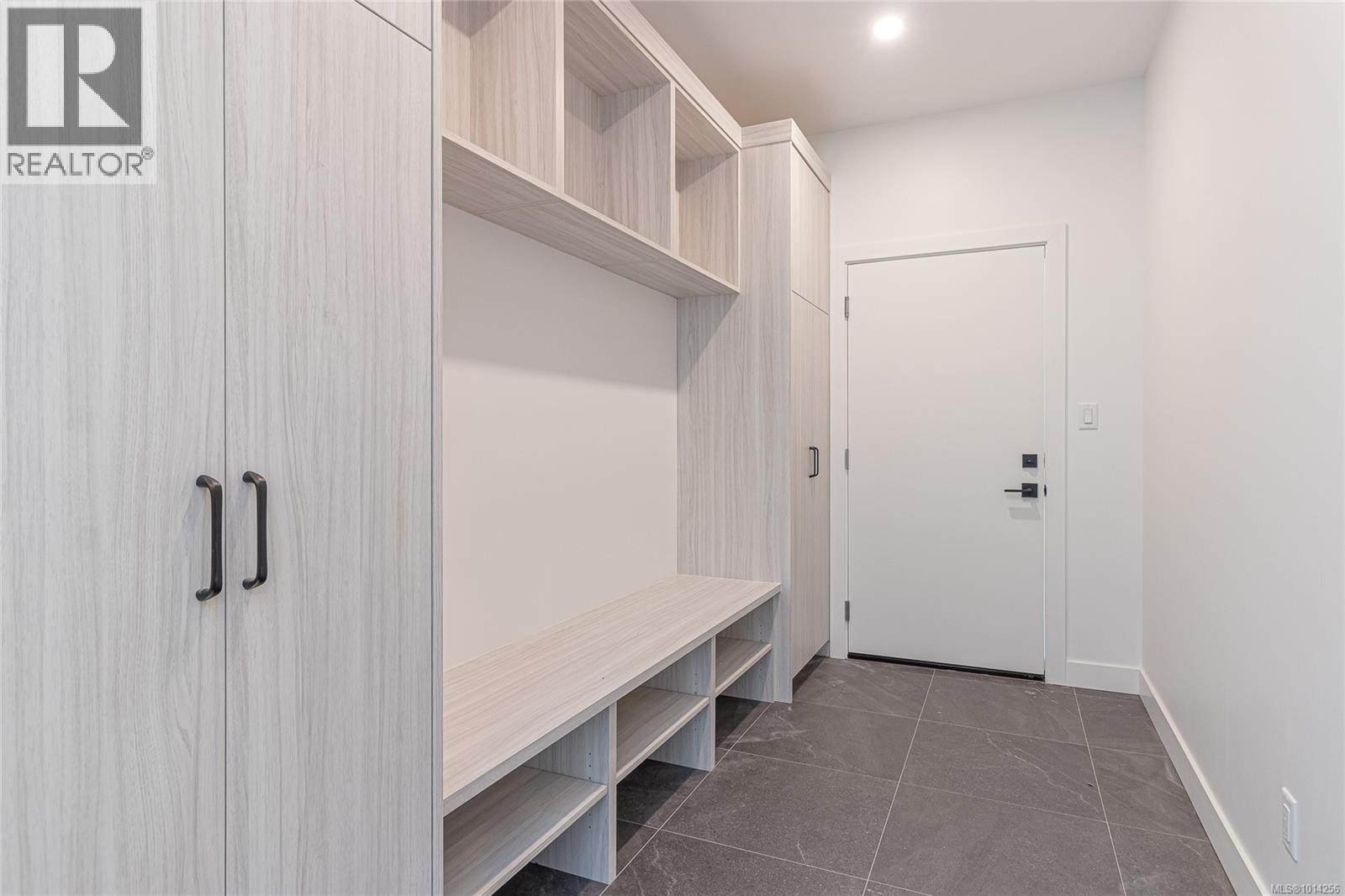 10928 Grandview Rd, Saltair