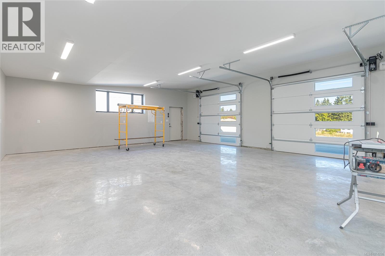 10928 Grandview Rd, Saltair