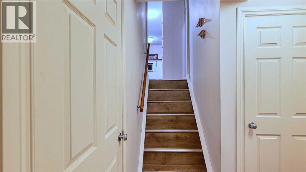 Single Family House 3 Level for Sale in   Street NW Huntington Hills Calgary 