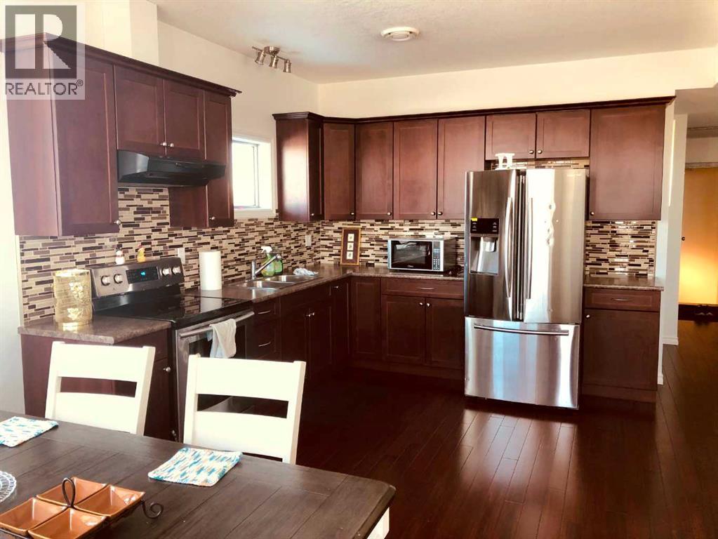 10117 102, Lac La Biche