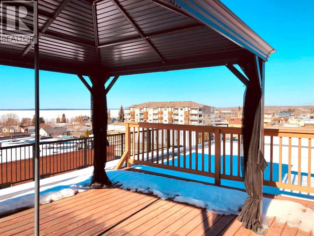 10117 102, Lac La Biche