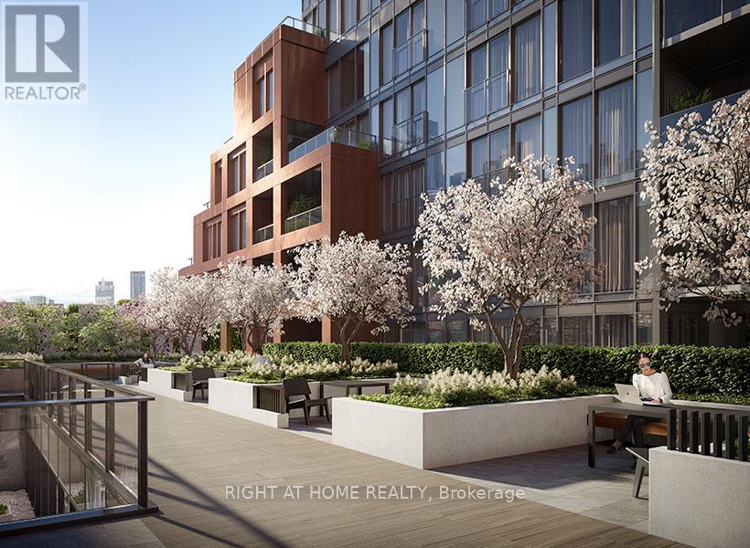 28 Eastern Avenue 804