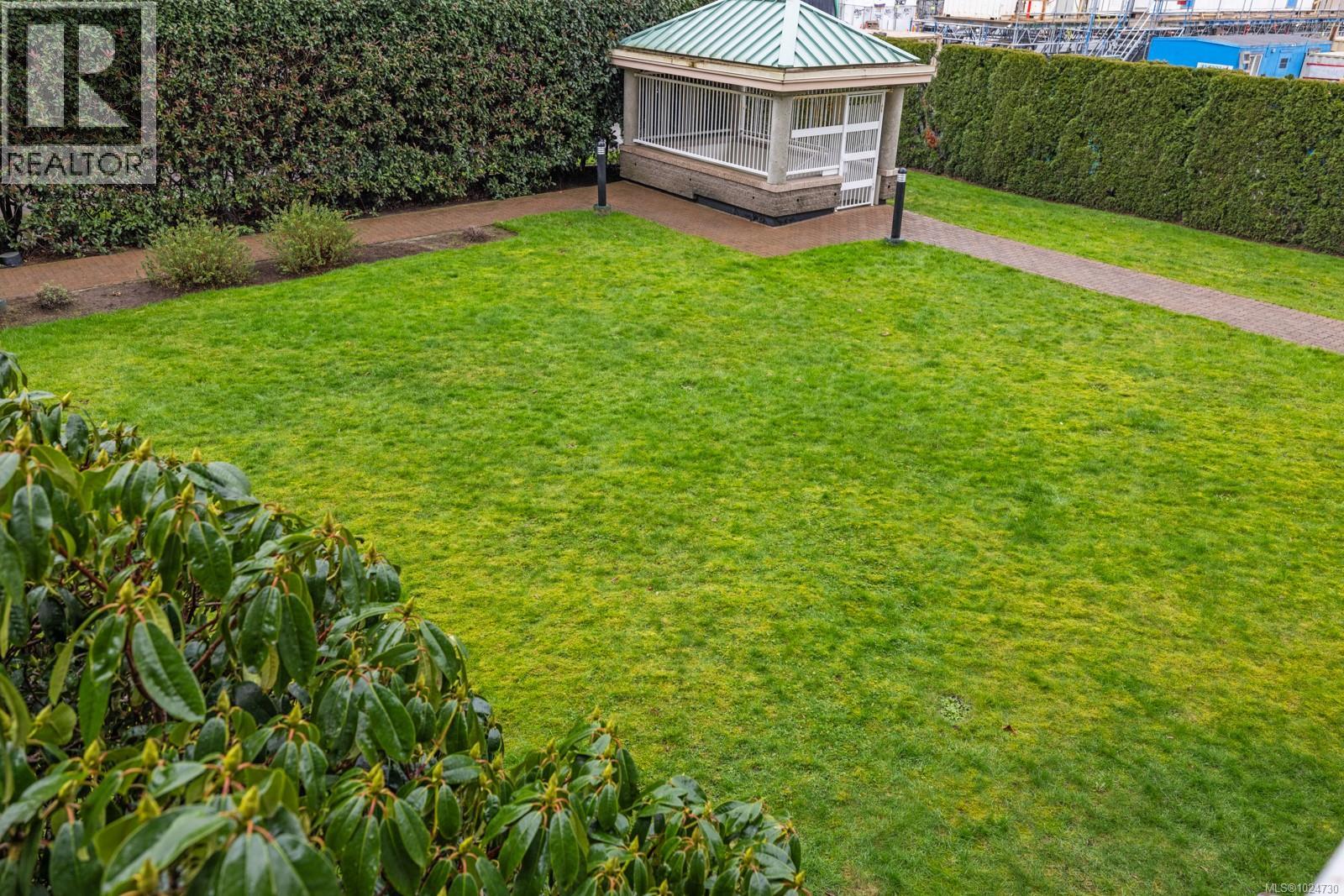 #305 1020 VIEW ST - 11