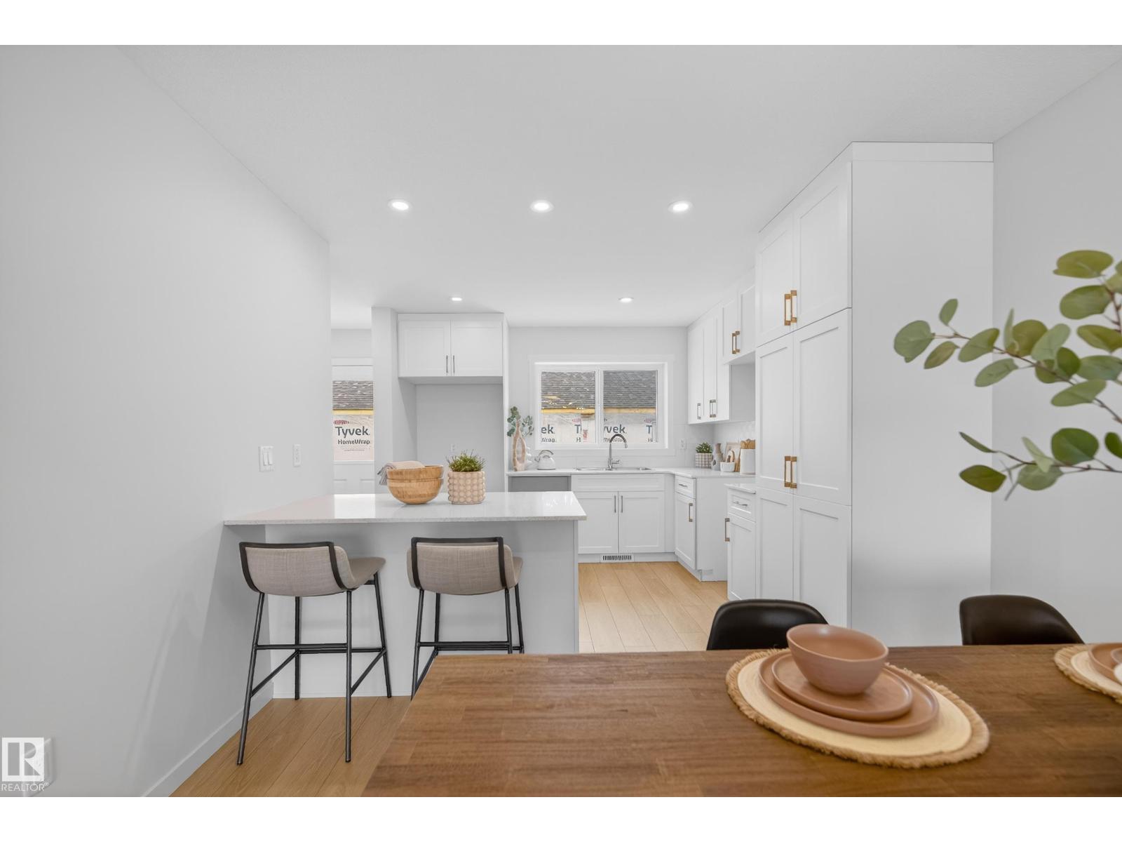 34 BROUGHAM, Ardrossan