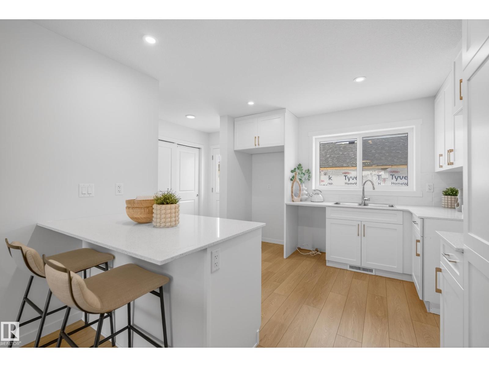 34 BROUGHAM, Ardrossan