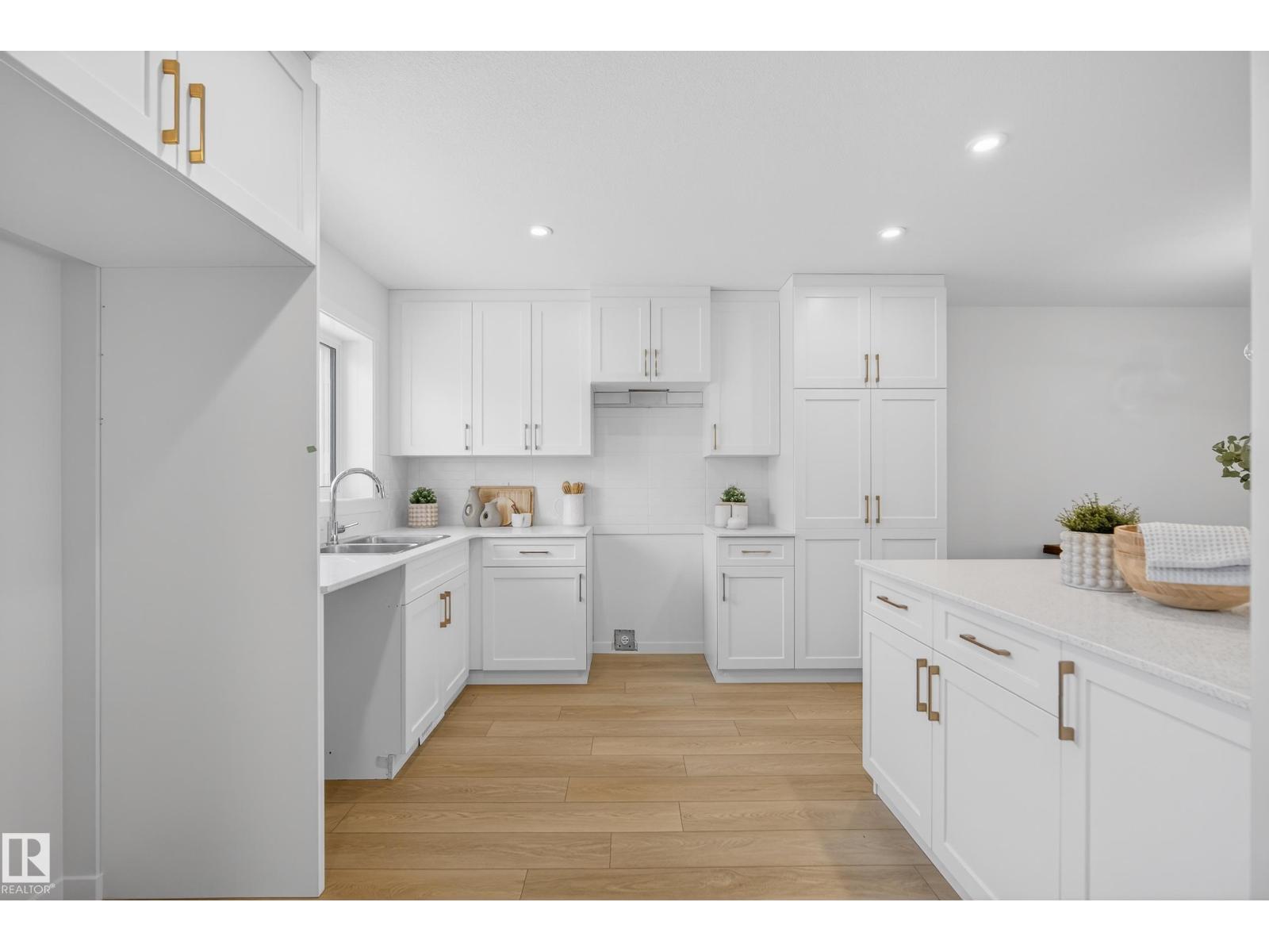 34 BROUGHAM, Ardrossan