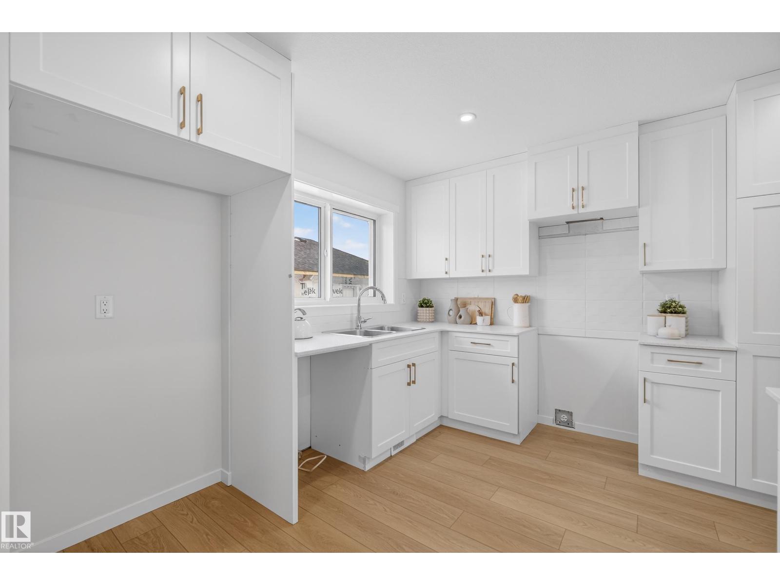 34 BROUGHAM, Ardrossan