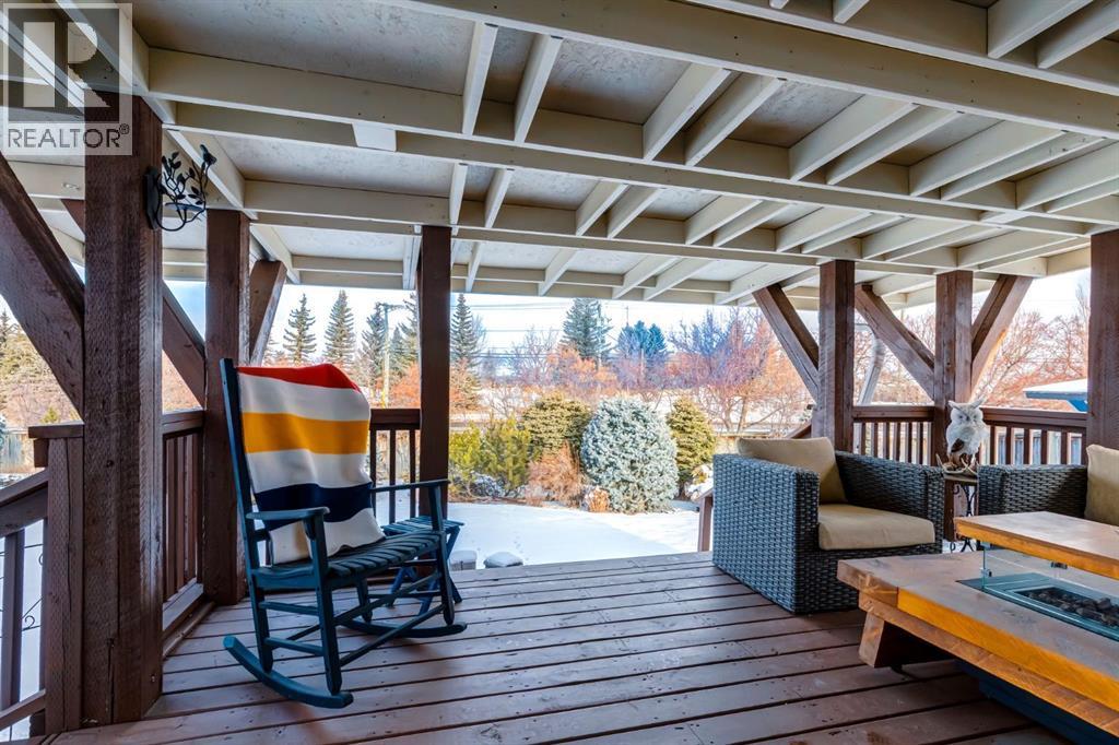 Single Family House for Sale in  Millview Place SW Millrise Calgary 