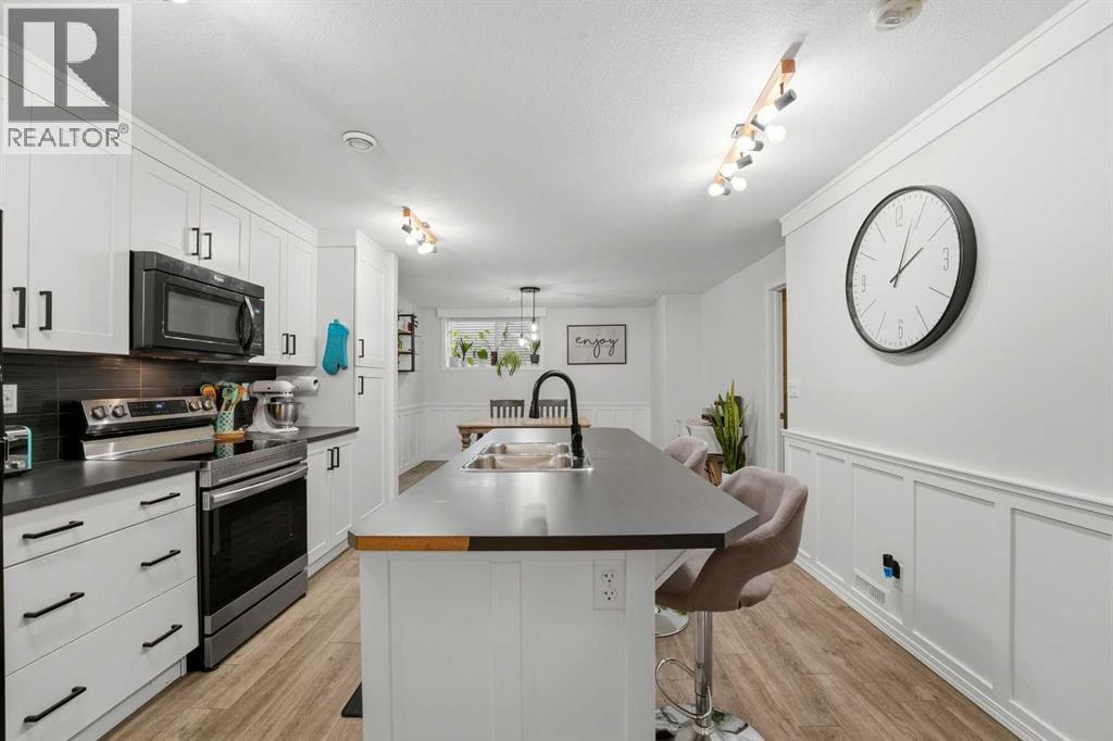 339 Viscount Drive, Red Deer