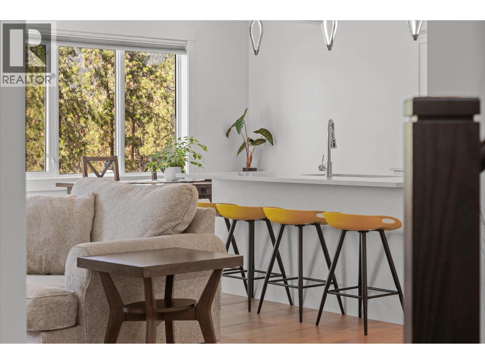  3074 Riesling Way, West Kelowna