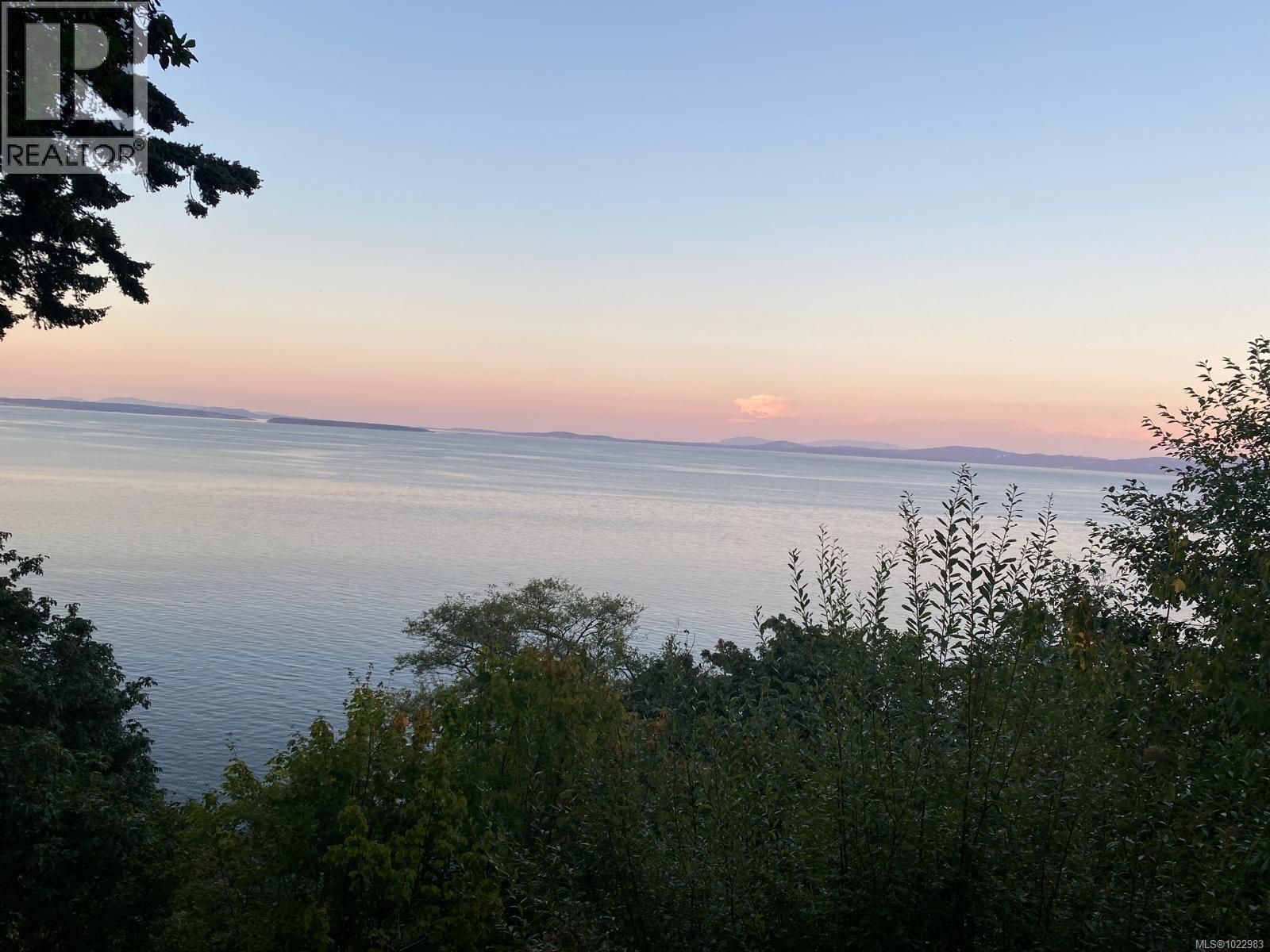  4553 Cordova Bay Road, Saanich