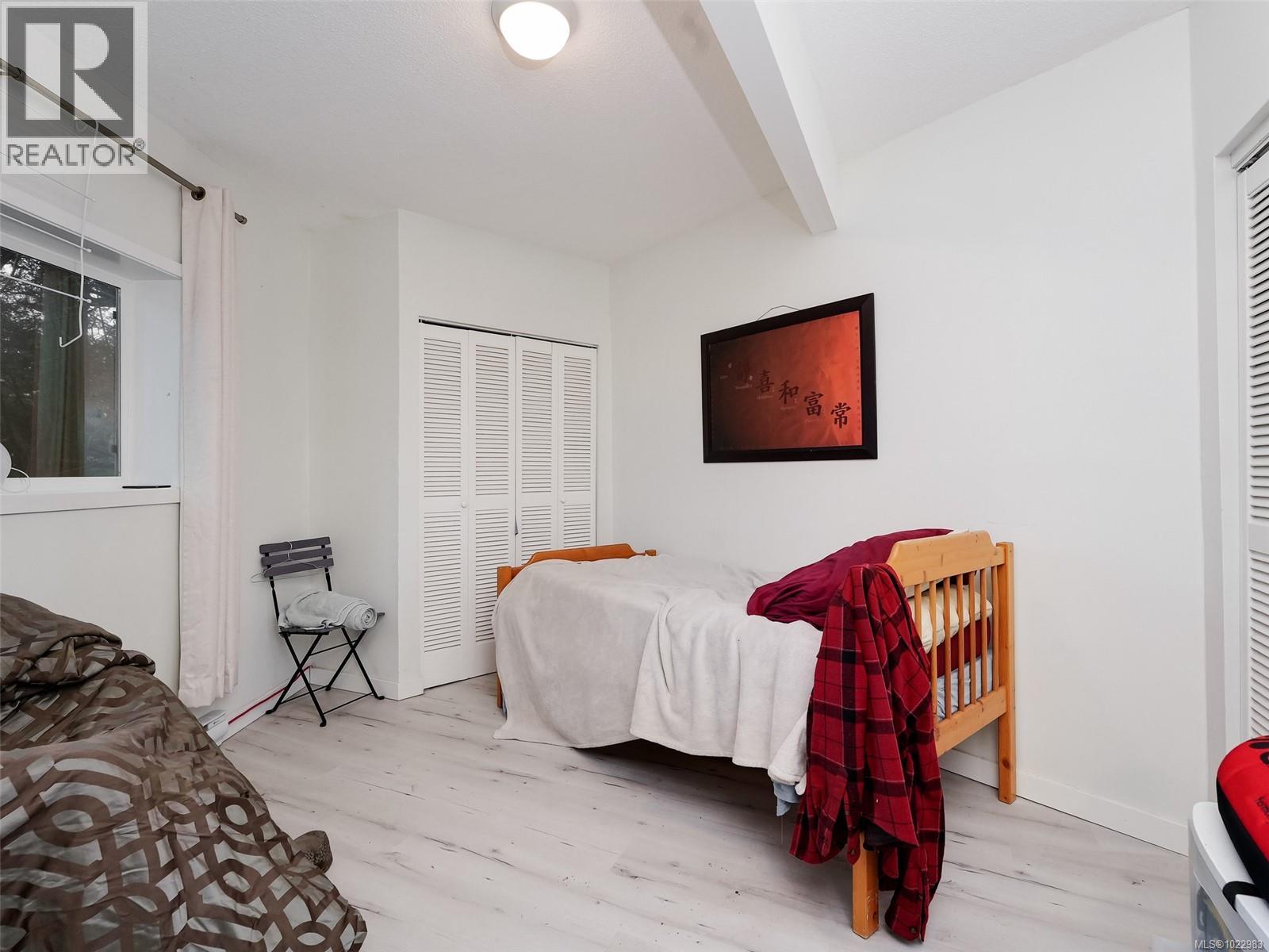  4553 Cordova Bay Road, Saanich