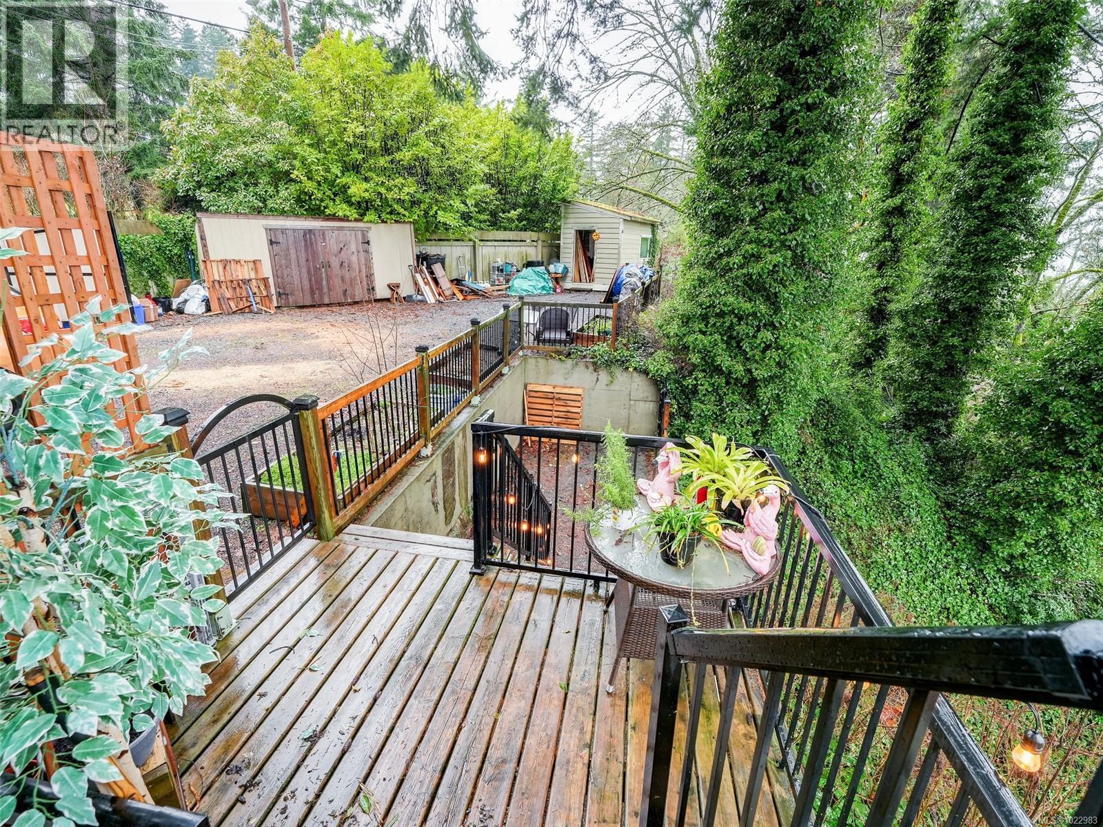  4553 Cordova Bay Road, Saanich