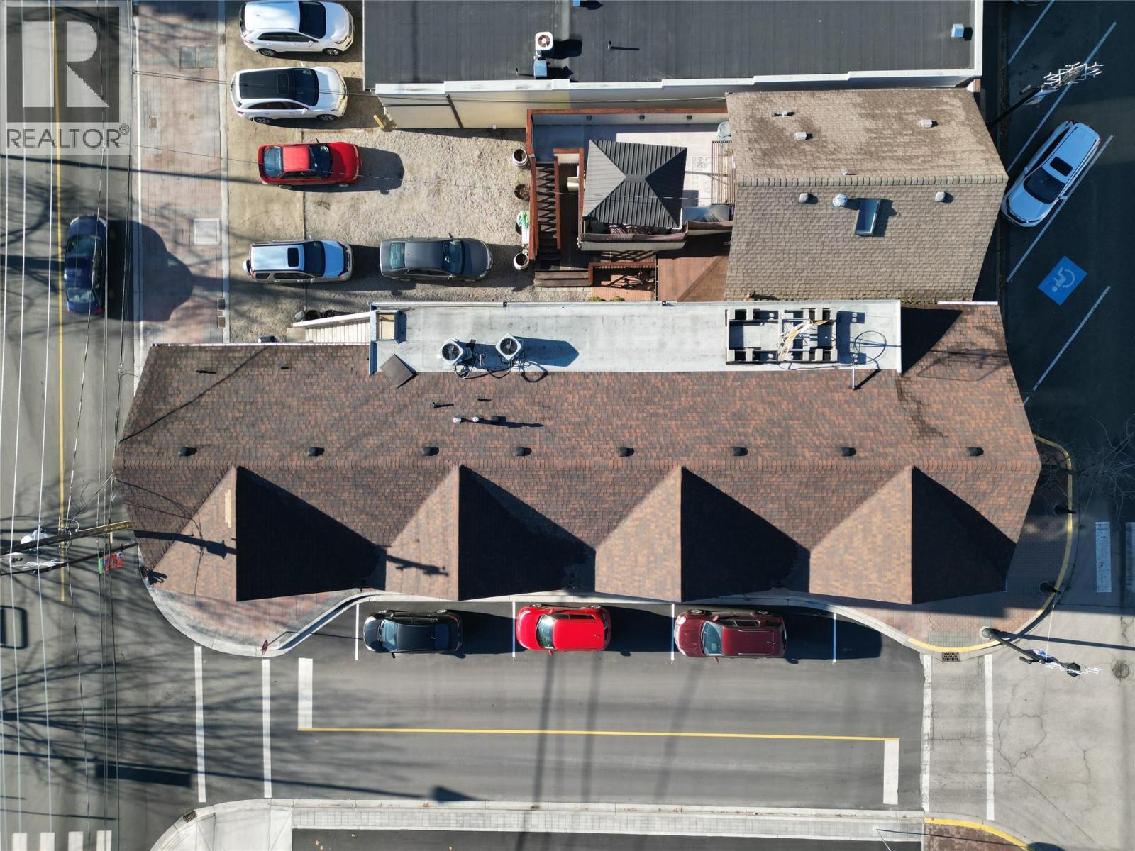 9901 Main Street Street, Summerland