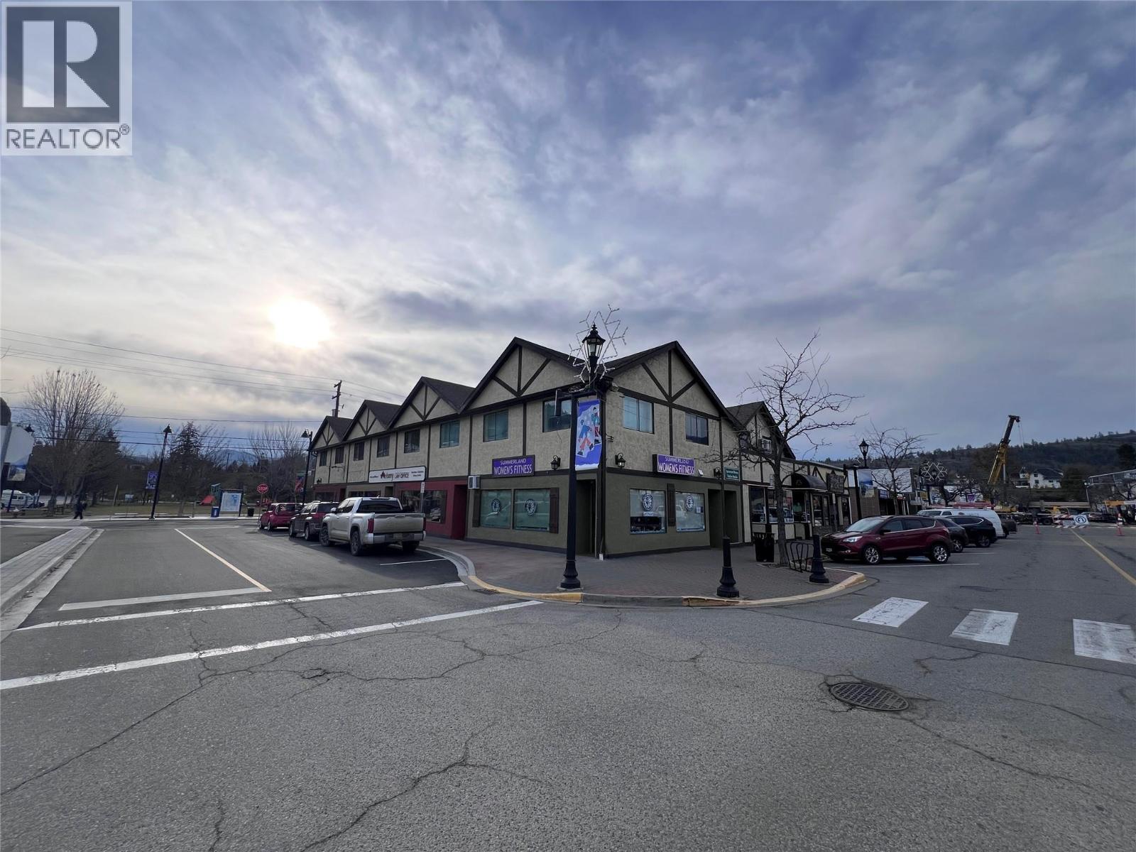 9901 Main Street Street, Summerland