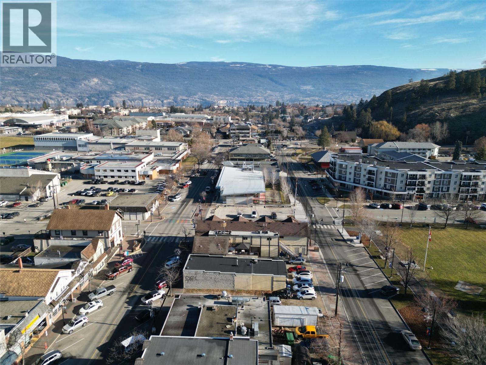 9901 Main Street Street, Summerland