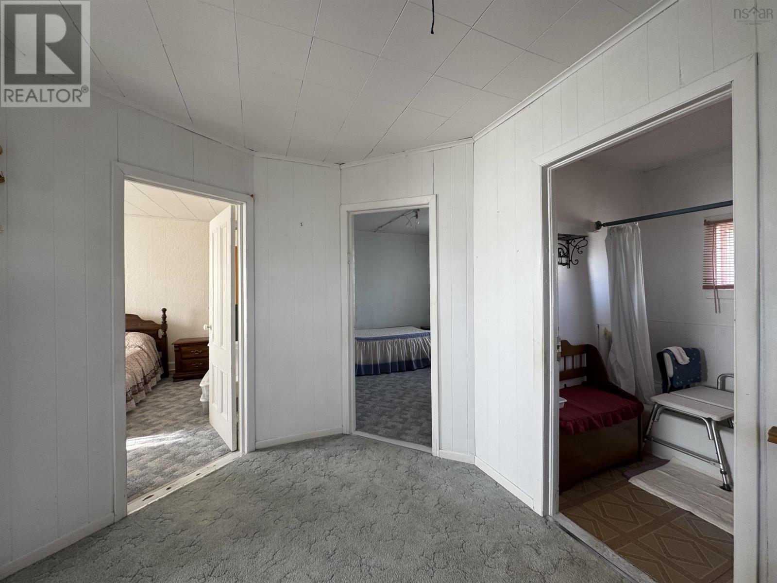 Property 10 of 15 of 37 Kent Street