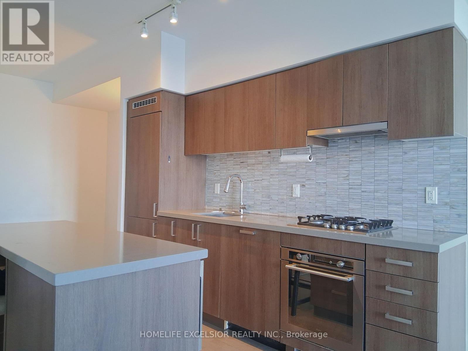 1306 - 501 ST. CLAIR AVENUE W - Photo 2 of 24, Toronto (Casa Loma), Ontario