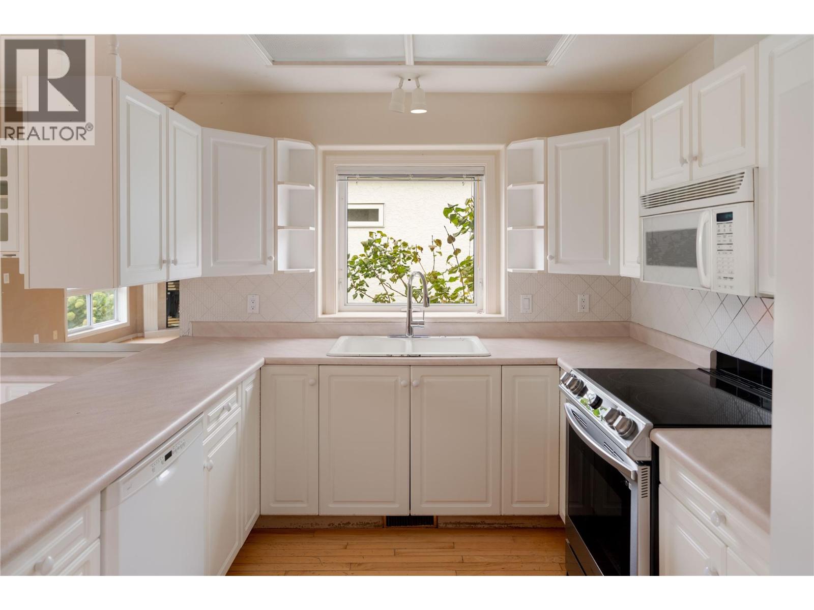 609 TRUSWELL Road Unit# 179, Kelowna