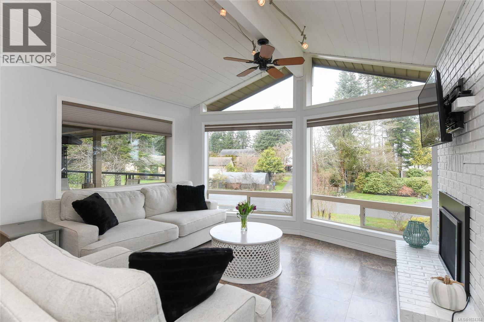 204 Spindrift Rd, Courtenay