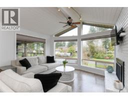 Kitchen - 204 Spindrift Rd, Courtenay, BC V9N9S8 Photo 6